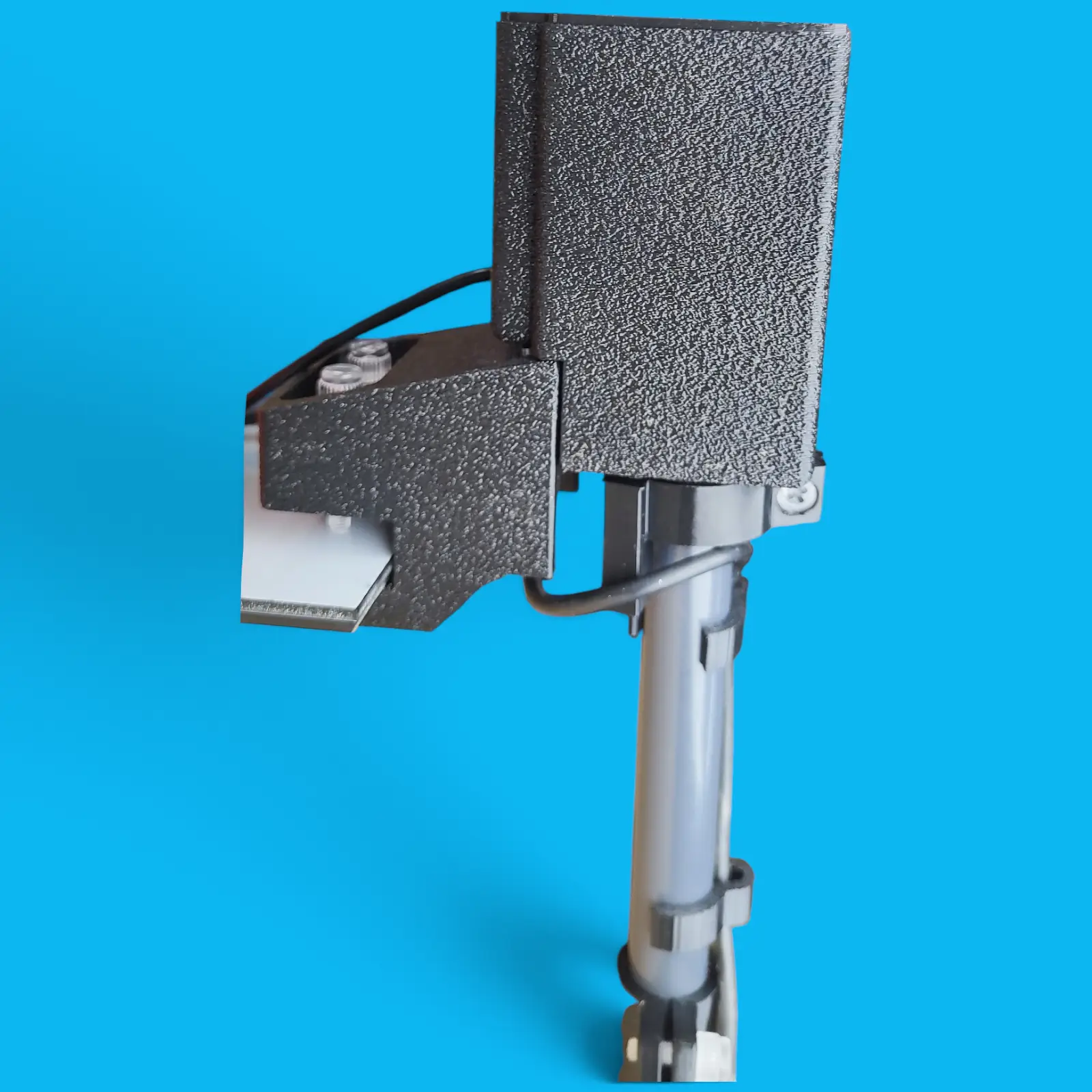 Product and mounting views · 2