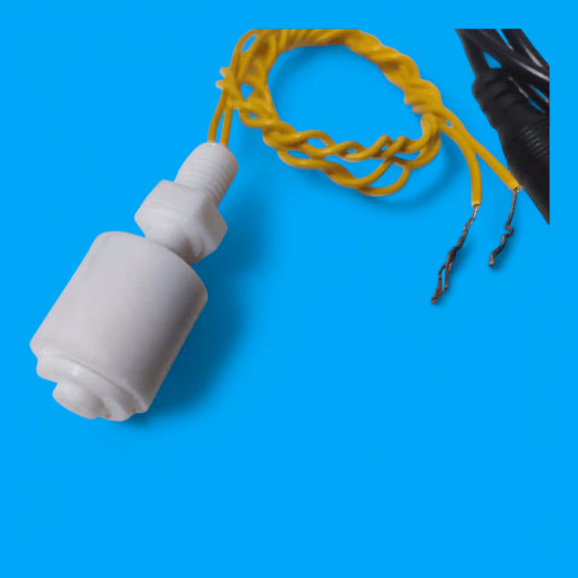 Systeme anti debordement pour reservoir ou ecumeur - capteur floattant – Image 4